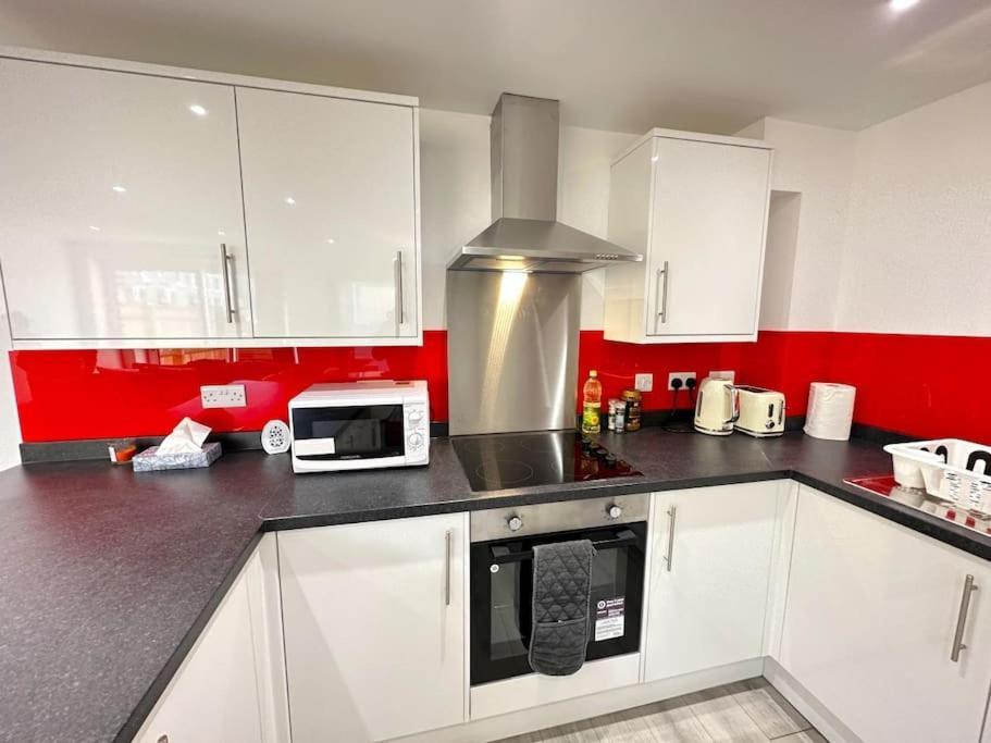 Charming New 2Br Detached House-Central Headington- Wi-Fi, Netflix, Top Location Oxford Eksteriør billede