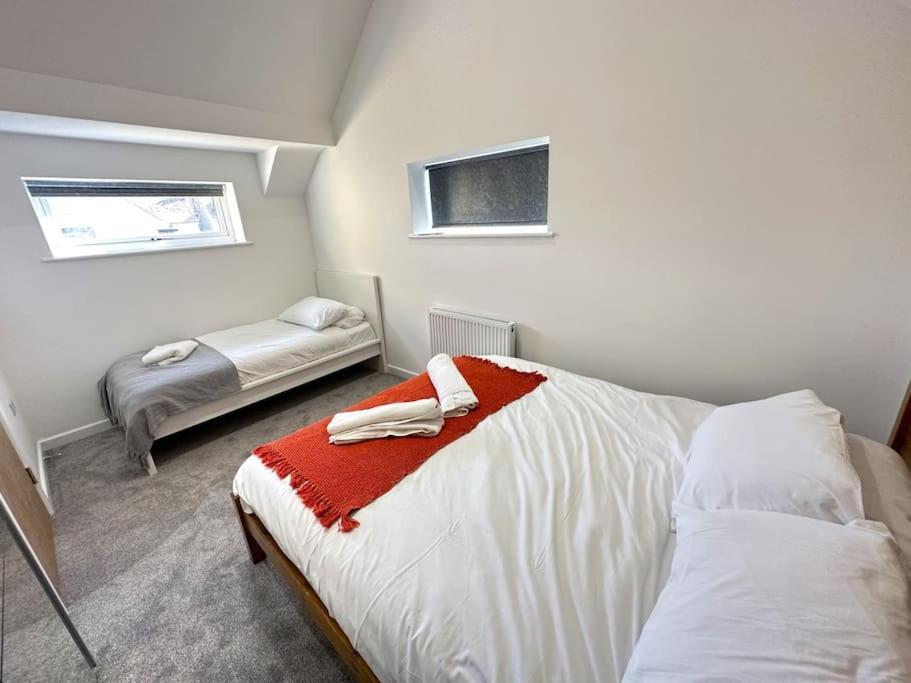 Charming New 2Br Detached House-Central Headington- Wi-Fi, Netflix, Top Location Oxford Eksteriør billede
